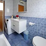 Apartman Adrian *