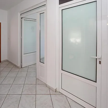 Adrian Apartment *