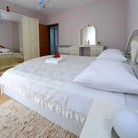 Adrian Бибинье