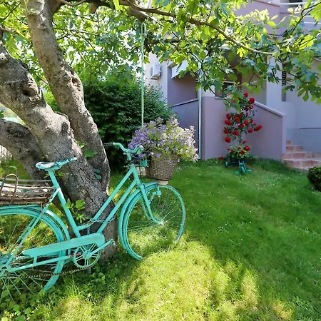 Adrian Apartament Bibinje