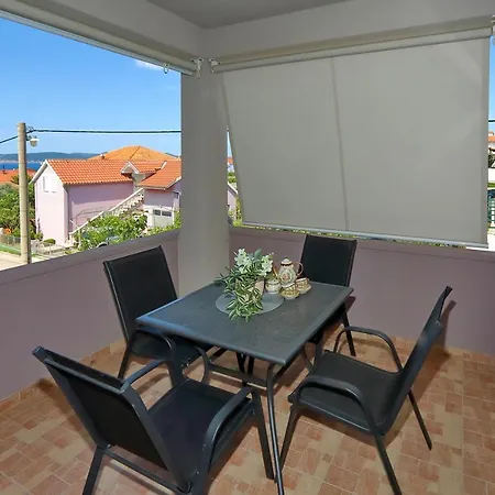 Apartman Adrian *