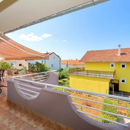 Apartman Adrian