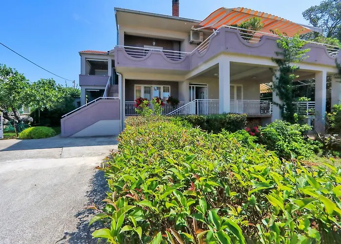 Adrian Apartmán Bibinje